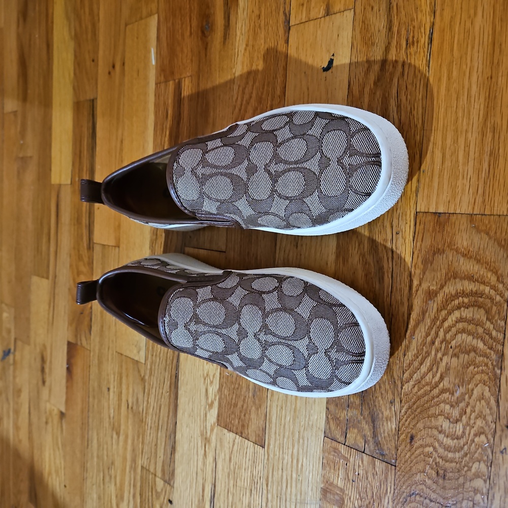 Coach logo slip on sneaker